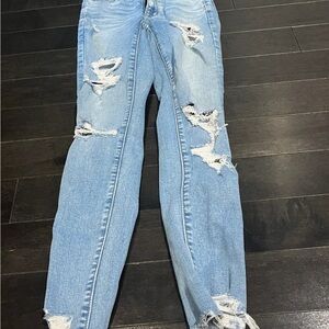 American Eagle Outfitters Light Blue Distressed Skinny Jeans